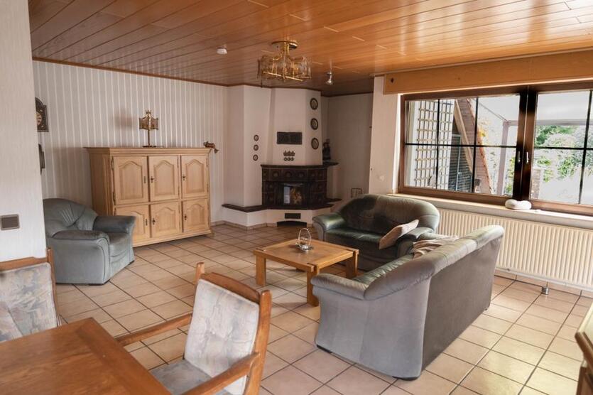 Privat: Familienhaus in Marl mit großem Garten, Garage, Carport!