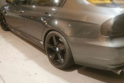 BMW 330 191.000 km 9.950 &euro; Bergkamen 59192