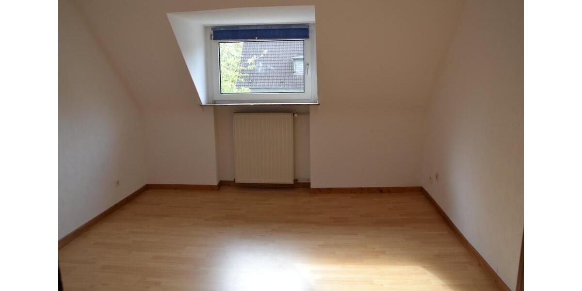 Dachgeschoßwohnung Gevelsberg - 3.5 Zimmer, 63 m&sup2;, 430&euro; | Angebot:25916586