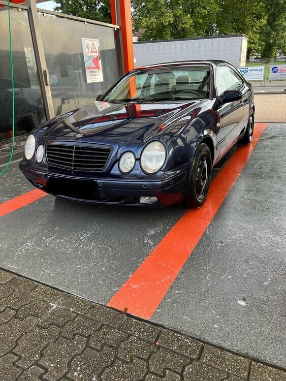 Mercedes-Benz CLK 320 165.000 km 6.500 € Schwelm 58332