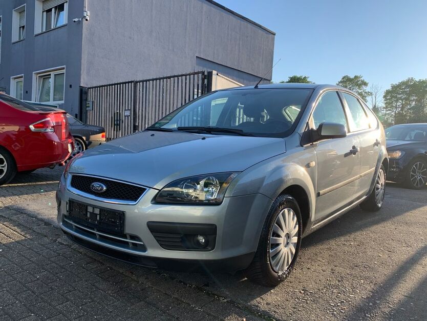 Ford Focus 137.800 km 2.290 € Essen 45326