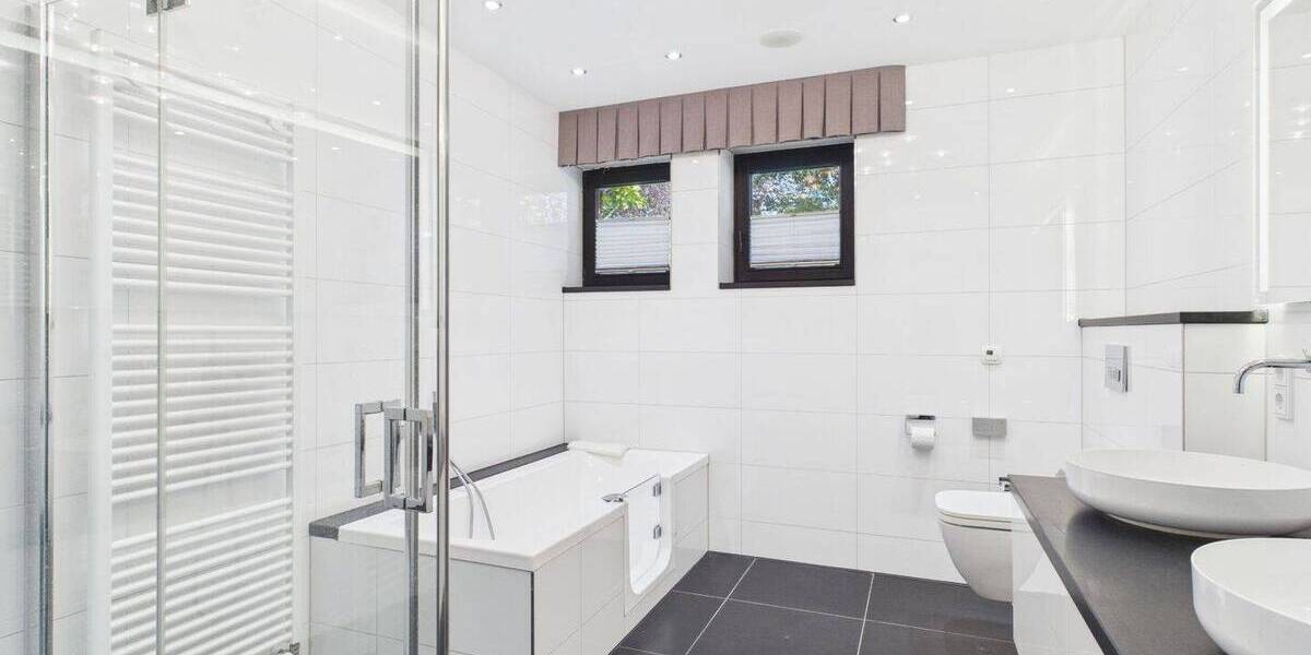 Einfamilienhaus Nordkirchen - 8 Zimmer, 360 m&sup2;, 850.000&euro; | Angebot:22920199