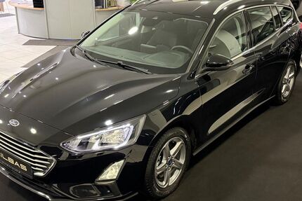 Ford Focus 22.681 km 17.400 &euro; Gelsenkirchen 45891