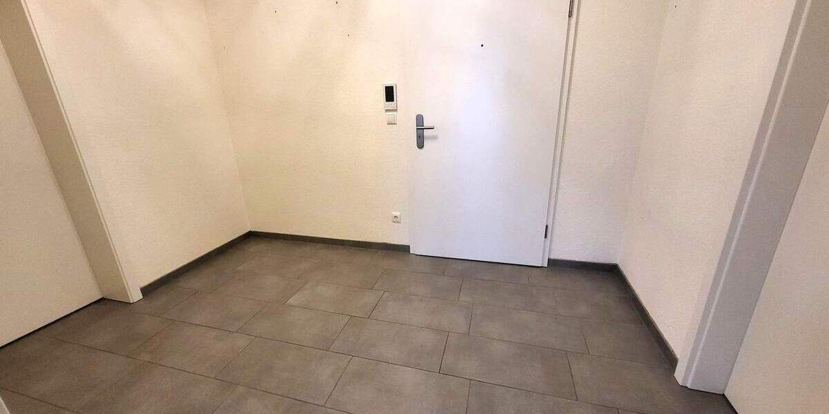 Etagenwohnung Hemer - 2 Zimmer, 83 m&sup2;, 995&euro; | Angebot:24775503