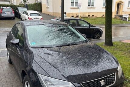 Seat Leon 112.000 km 7.590 &euro; Recklinghausen 45657