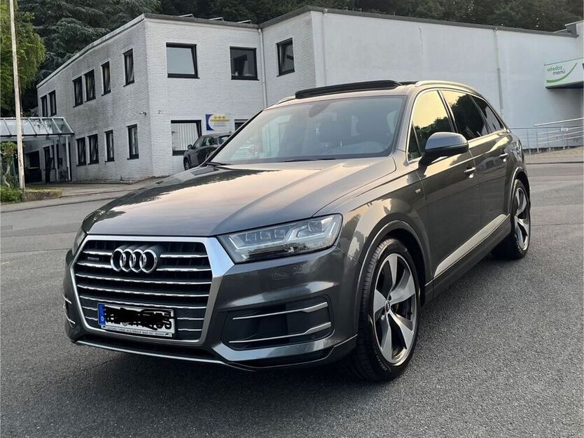 Q7