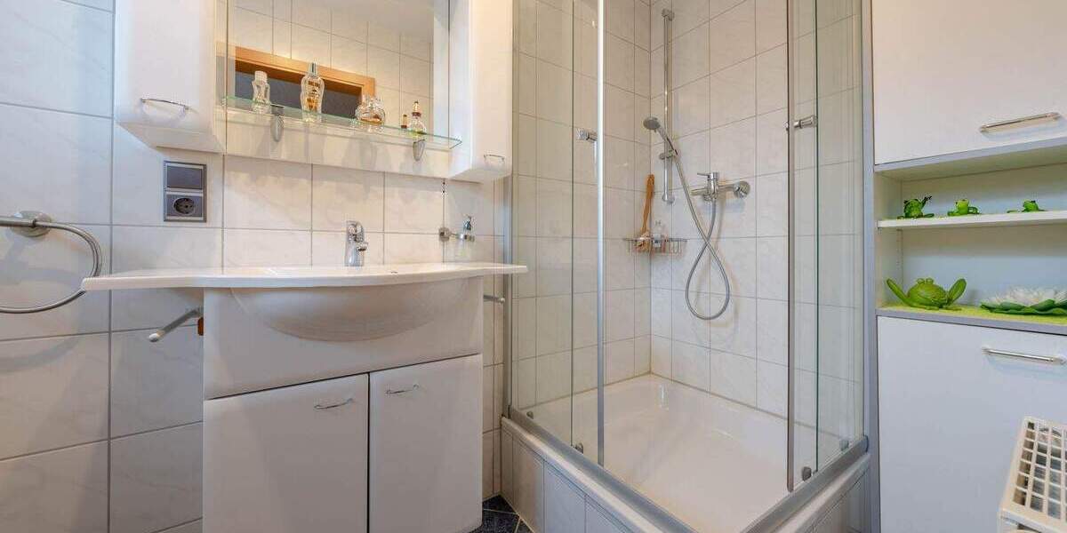 Charmante Doppelhaushälfte mit Dachstudio & Garten in begehrter und ruhiger Wohnlage von Selm 4 zimmer