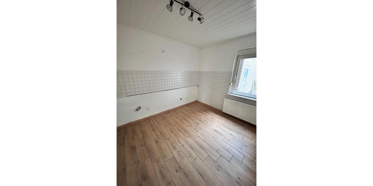 2 Zimmer Erdgeschosswohnung mit Balkon in Menden (Sauerland) 2 zimmer