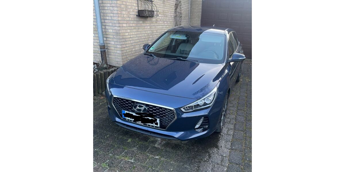 Hyundai i30 88.700 km 13.299 &euro; Lüdinghausen 59348