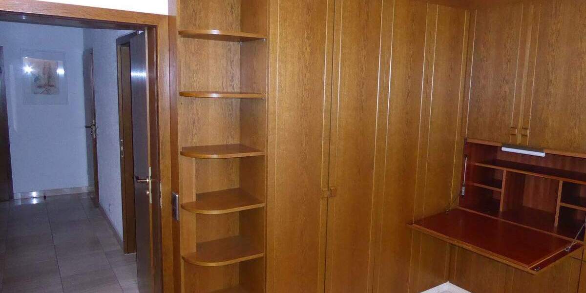 Etagenwohnung Dortmund Mitte - 3 Zimmer, 125 m&sup2;, 1.500&euro; | Angebot:24044054