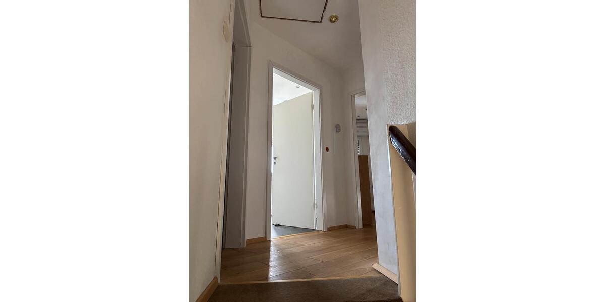 Einfamilienhaus Holzwickede - 5 Zimmer, 140 m&sup2;, 440.000&euro; | Angebot:26931353