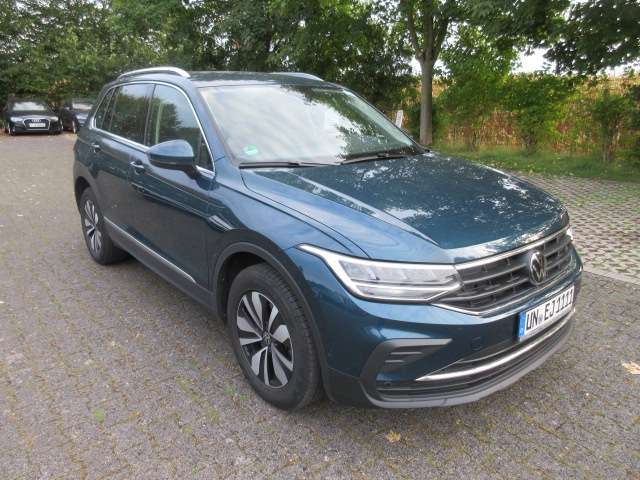 VW Tiguan MOVE 1.5 TSI DSG NAVI AHK KAMERA LED ALU AC 38.000 km 29.988 € Bergkamen 59192