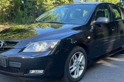 Mazda 3 215.715 km 2.450 &euro; Dortmund 44369