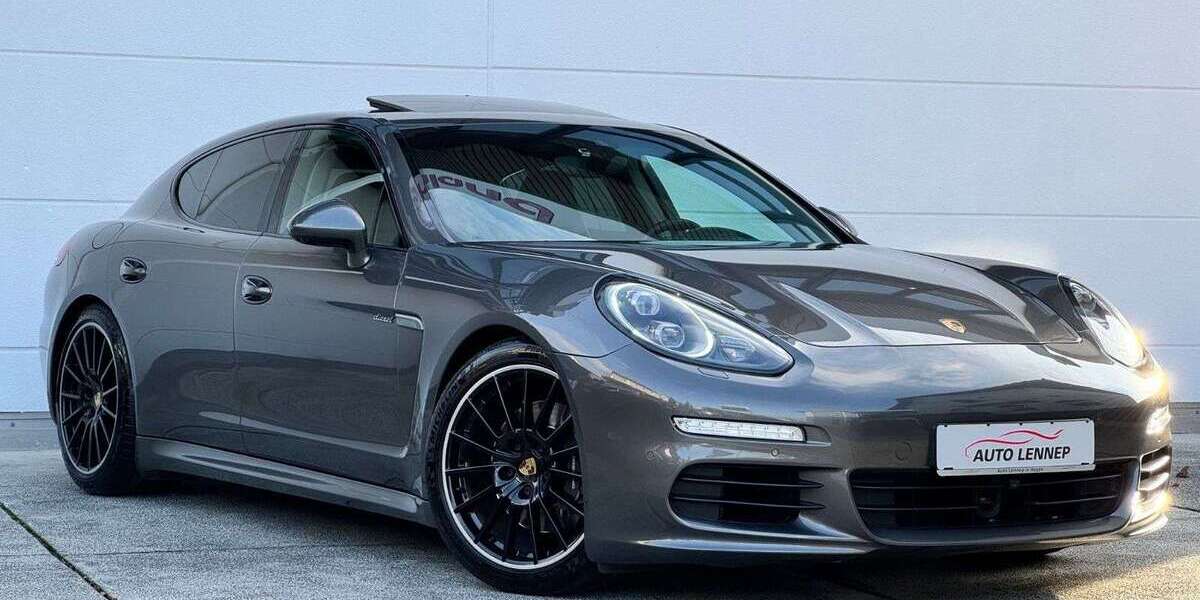 Porsche Panamera 235.000 km 29.900 &euro; Hagen 58119
