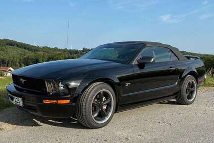 Ford Mustang 107.000 km 15.700 € Altena 58762