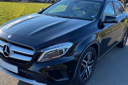 Mercedes-Benz GLA 180 89.450 km 14.650 &euro; Hattingen 45529