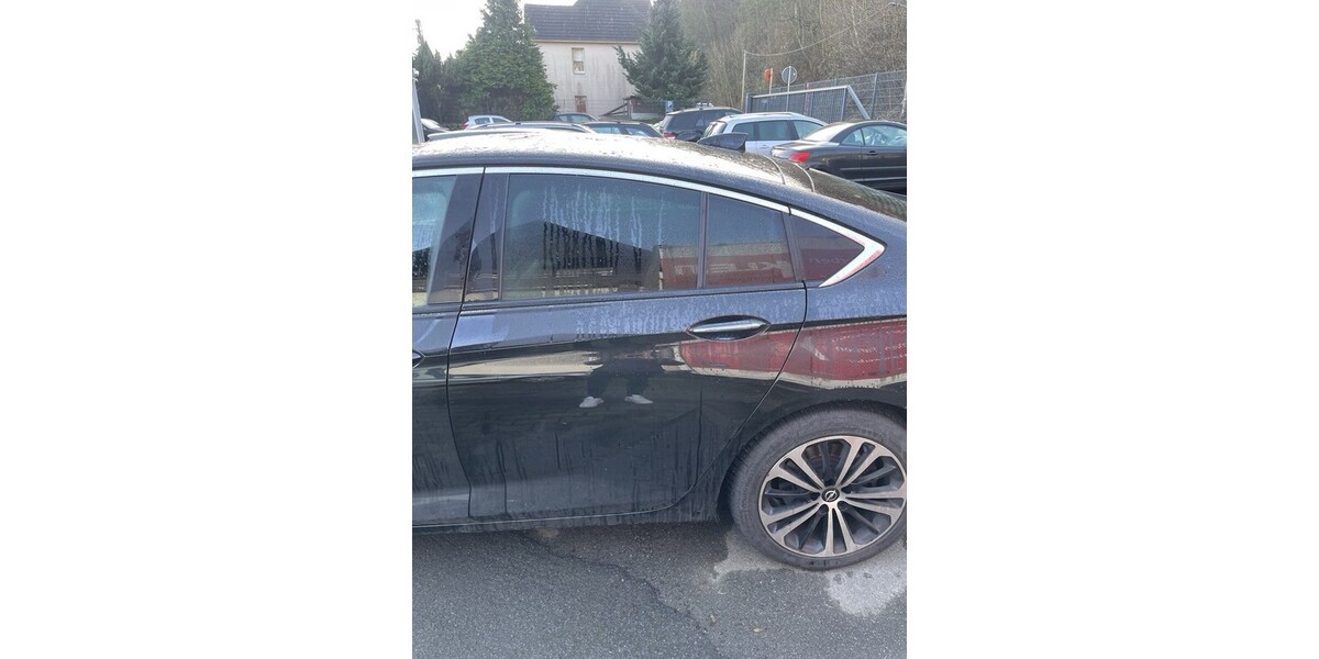 Opel Insignia 144.289 km 12.350 € Hagen 58095