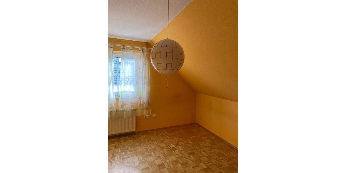 Einfamilienhaus Bergkamen - 7 Zimmer, 175 m&sup2;, 435.000&euro; | Angebot:24795446