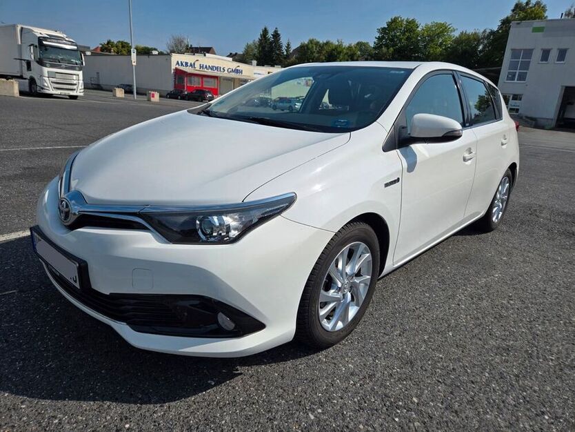 Auris
