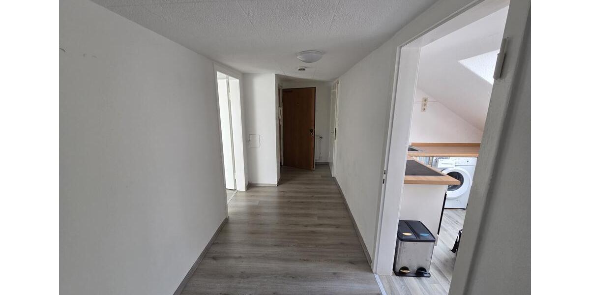 Dachgeschoßwohnung Dortmund Brackel - 2.5 Zimmer, 50 m&sup2;, 500&euro; | Angebot:24816915