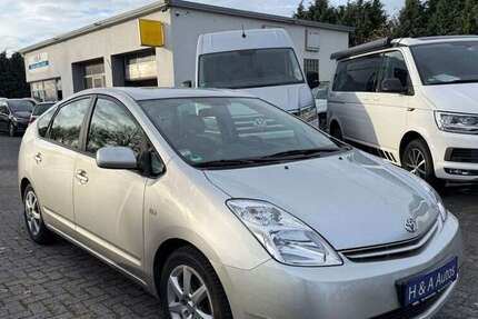 Toyota Prius 122.830 km 5.900 € Werl 59457