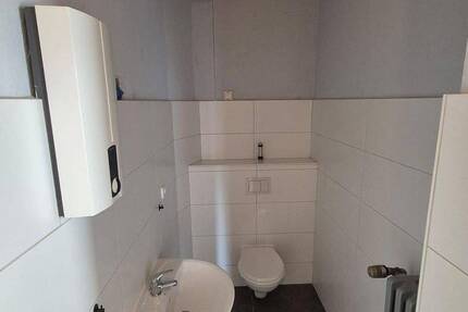 Attraktive 2 Zimmer Wohnung mit saniertem Badezimmer! 2 zimmer