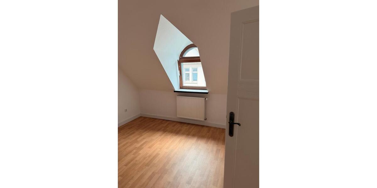 Mehrfamilienhaus, Wohnhaus Hagen Hagen-Mitte - 15 Zimmer, 400 m&sup2;, 420.000&euro; | Angebot:24628771