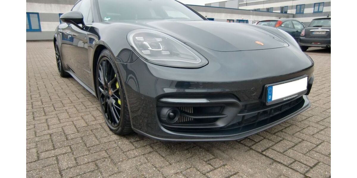 Porsche Panamera 56.500 km 72.950 &euro; Bochum 44795