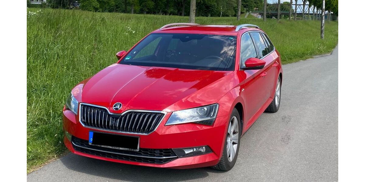 Skoda Superb 103.000 km 22.500 &euro; Castrop-Rauxel 44581