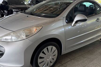 Peugeot 207 82.000 km 4.490 &euro; Gelsenkirchen 45881