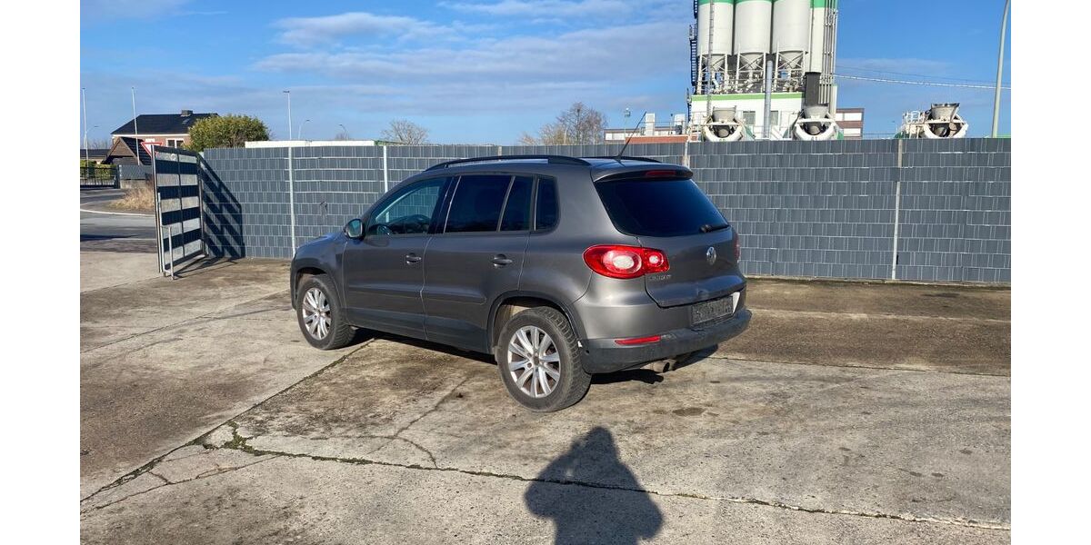 VW Tiguan 246.000 km 4.200 &euro; Selm 59379