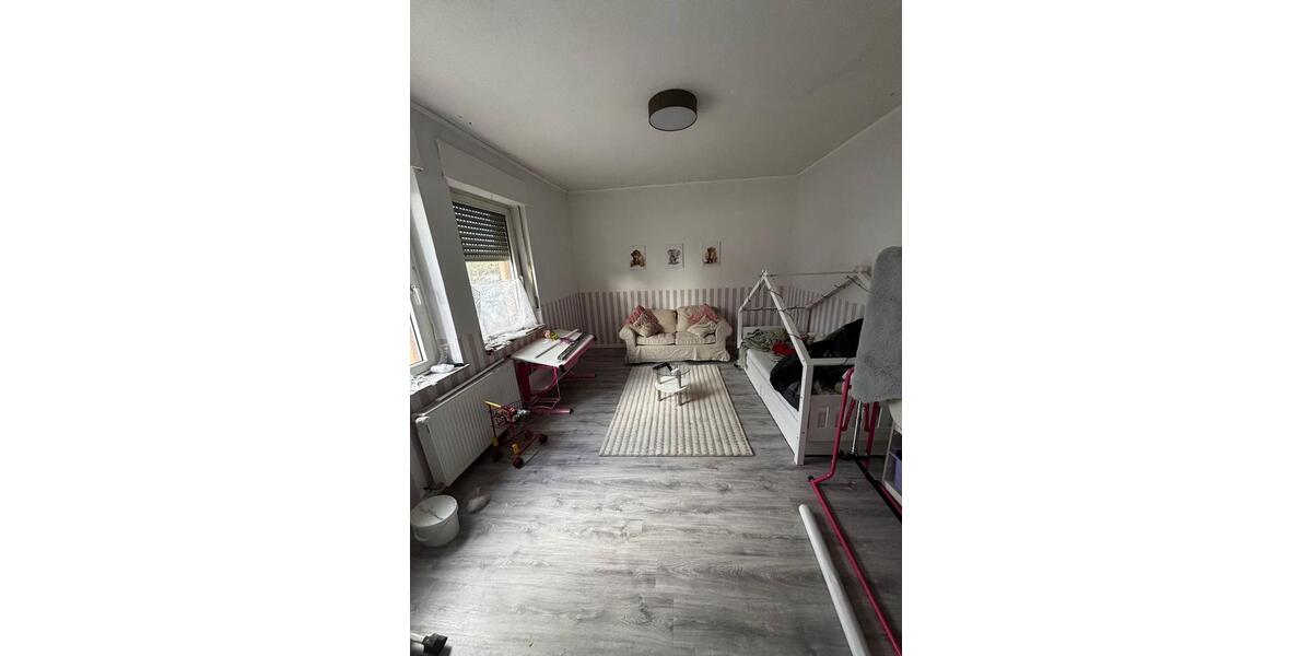 Einfamilienhaus Bönen - 7 Zimmer, 190 m&sup2;, 380.000&euro; | Angebot:26517023