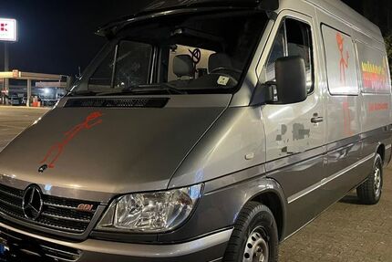 Mercedes-Benz Sprinter 139.000 km 5.800 &euro; Dortmund 44359