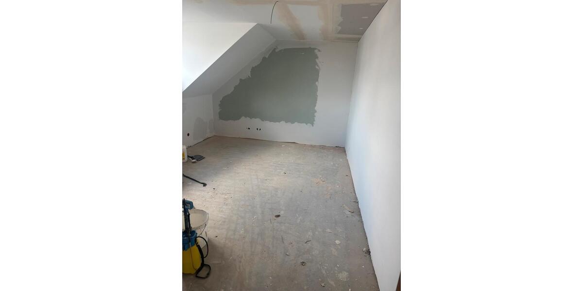 Dachgeschoßwohnung Dortmund Brackel - 2 Zimmer, 98 m&sup2;, 1.400&euro; | Angebot:25933027