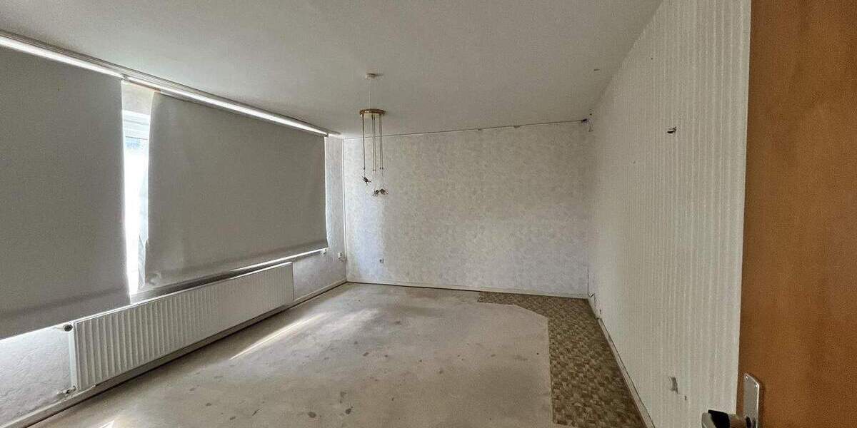 Reihenendhaus Altena - 6 Zimmer, 146 m&sup2;, 169.000&euro; | Angebot:24450446