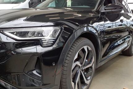 Audi Q8 e-tron 80.668 km 40.956 &euro; Hagen 58091