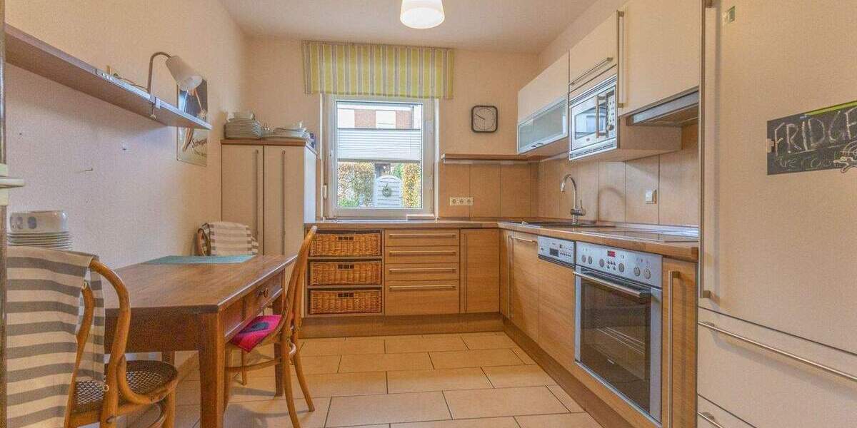 Reihenmittelhaus Menden Mitte - 4 Zimmer, 103 m&sup2;, 255.000&euro; | Angebot:25927269