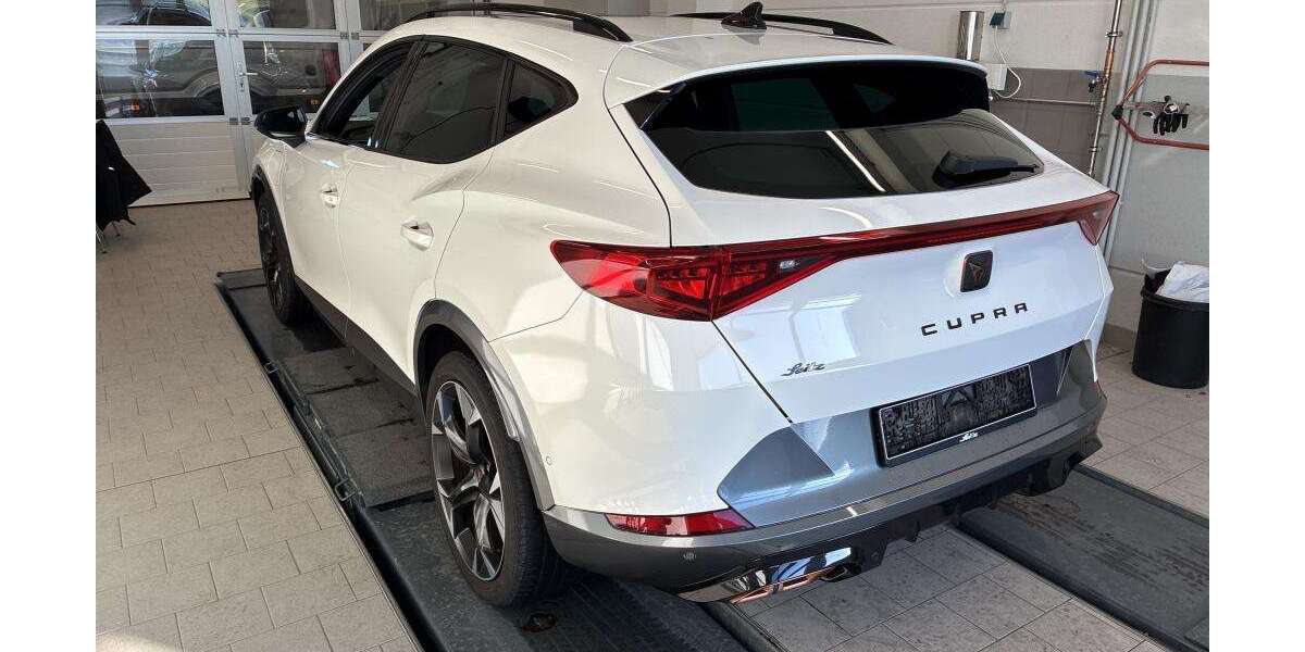 Cupra Formentor VZ 1.4 e-Hybrid DSG NAVI PANORAMA KAMERA 39.932 km 25.988 &euro; Bergkamen 59192