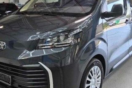 Toyota Proace (Verso) 1.984 km 36.599 &euro; Gelsenkirchen 45884