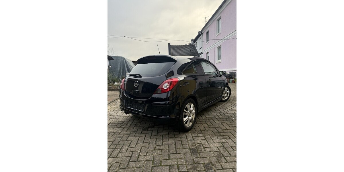 Opel Corsa D 144.000 km 3.499 &euro; Dortmund 44135
