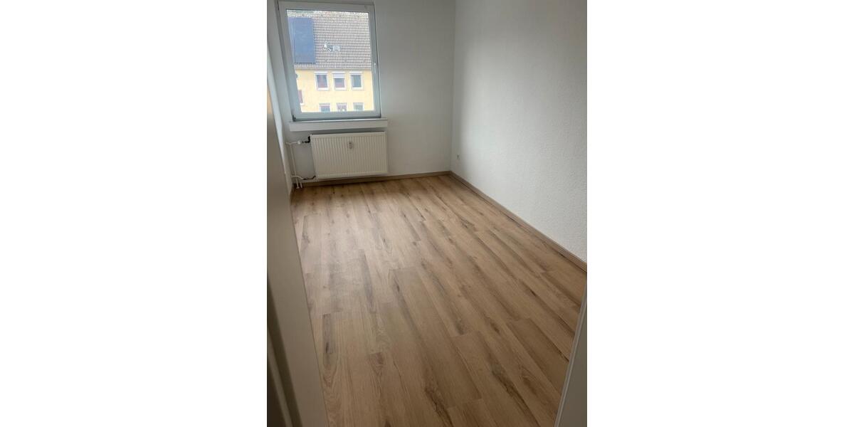 Etagenwohnung Herne Wanne - 3 Zimmer, 51 m&sup2;, 600&euro; | Angebot:24840536