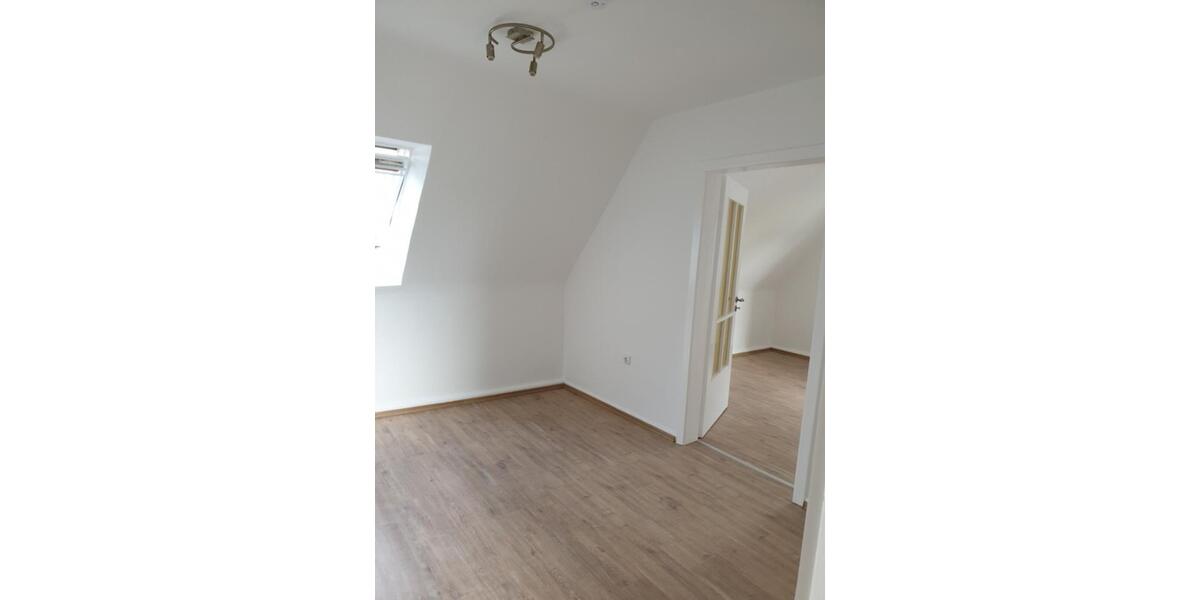 Dachgeschoßwohnung Recklinghausen Grullbad - 3 Zimmer, 55 m&sup2;, 430&euro; | Angebot:24572498