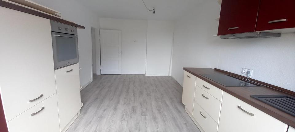 Großzügige Wohnung mit vier Zimmern zentrumsnah in Schwelm zimmer