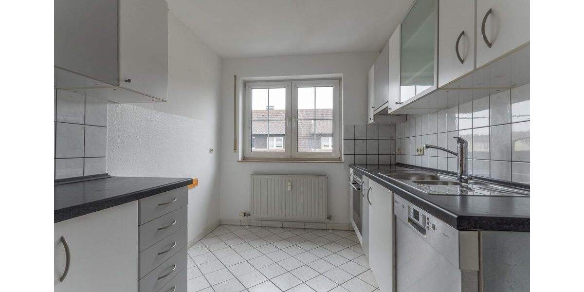 Schöne ca. 135 m² große 4-Zimmer-Maisonettewohnung mit Dachatelier und Westloggia in Garenfeld! 4 zimmer