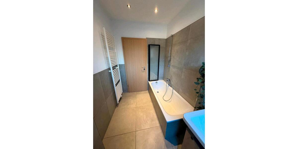 Dachgeschoßwohnung Dortmund Huckarde - 3.5 Zimmer, 60 m&sup2;, 800&euro; | Angebot:24846450