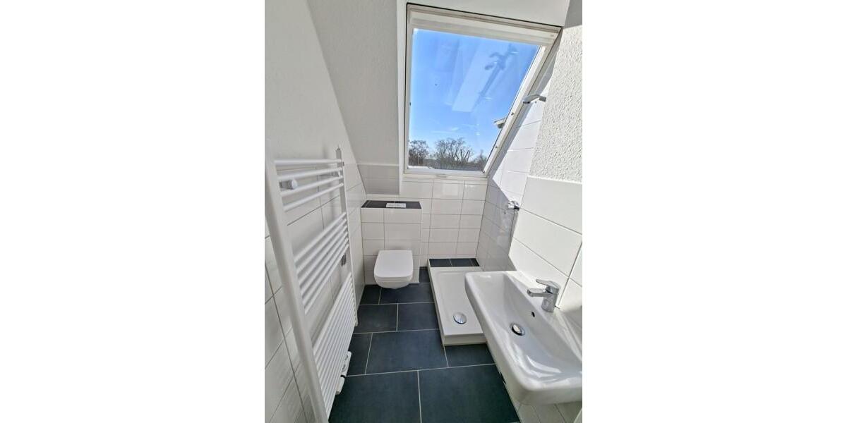 Dachgeschoßwohnung Dortmund Innenstadt West - 3 Zimmer, 38 m&sup2;, 460&euro; | Angebot:25795077