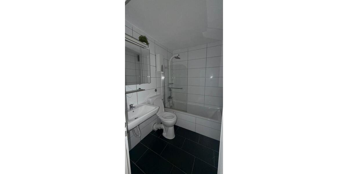 Etagenwohnung Wetter (Ruhr) - 2 Zimmer, 65 m&sup2;, 450&euro; | Angebot:26681787