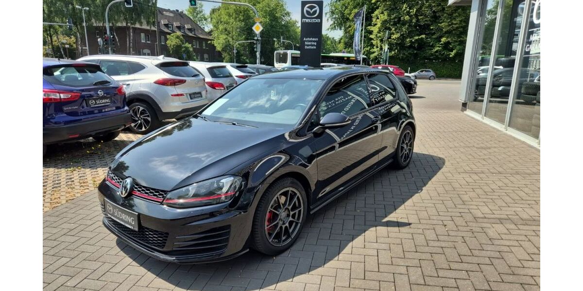 VW Golf 129.000 km 14.490 &euro; Datteln 45711
