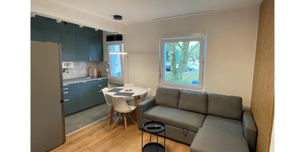 Exclusiv möbilierte Wohnung. Zentrale Lage 3 zimmer