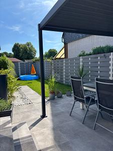 VOLL SANIERT MIT AUSBAUGENEHMIGUNG UND GARTEN 3 zimmer